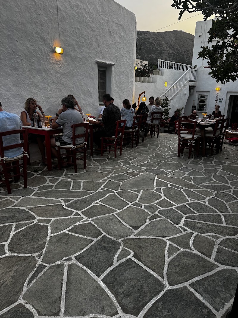 Cayenne Restaurant Art Gallery