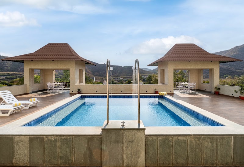 The Hunting Lodge - Luxury Resort in Udaipur, Organic Luxury Resort - The Hunting Lodge - Luxury Resort in Udaipur, Organic Luxury Resort Near Mahraja college of Management, NH 76, Airport Road, Udaipur, Rajasthan 313001, India