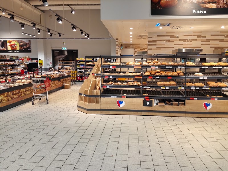 Kaufland Praha-Vypich - Kaufland Praha-Vypich Bělohorská 205, 169 00 Praha 6-Břevnov, Czechia
