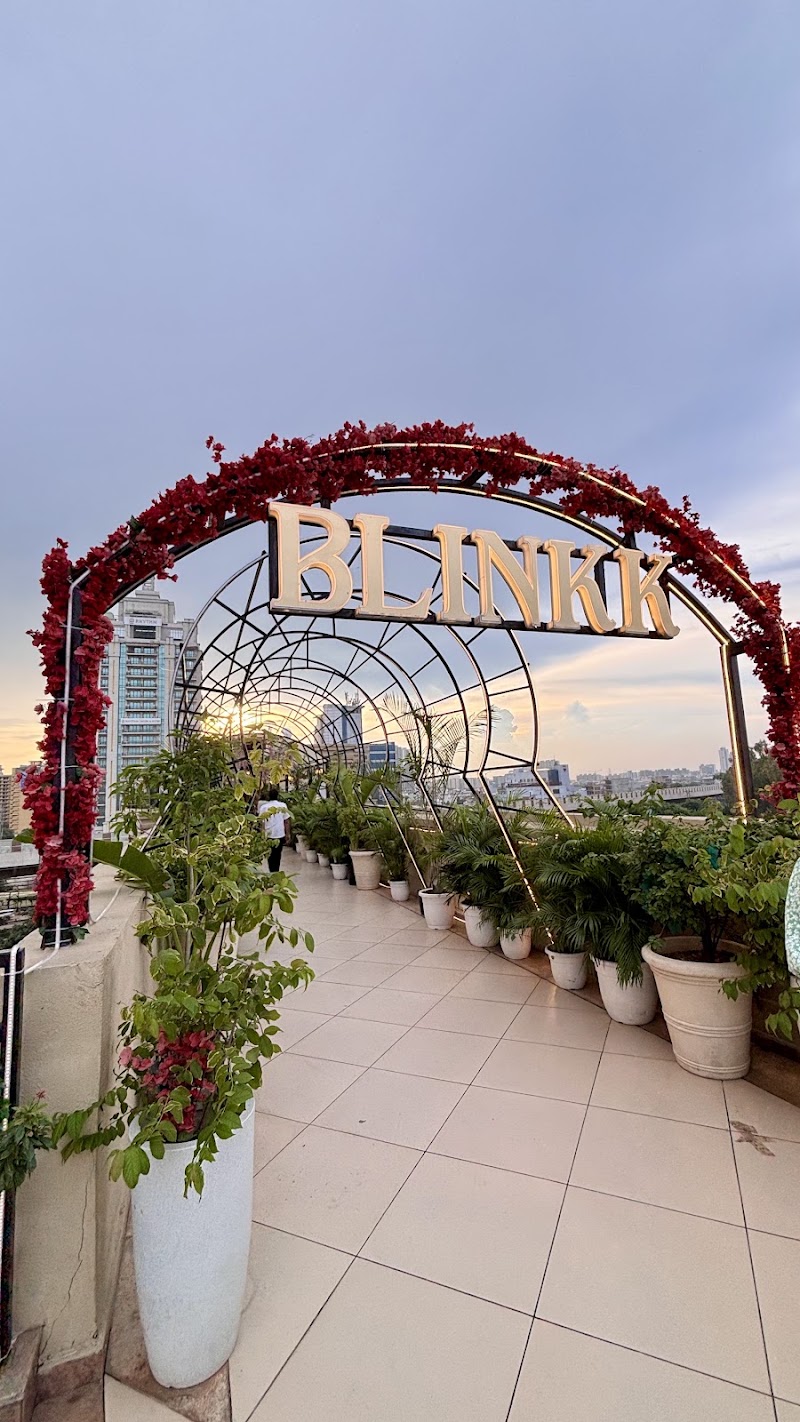 Blinkk (Sky Bar & Kitchen) - Blinkk (Sky Bar & Kitchen) Elan town centre, Sohna - Gurgaon Rd, Sector 67, Gurugram, Haryana 122101, India