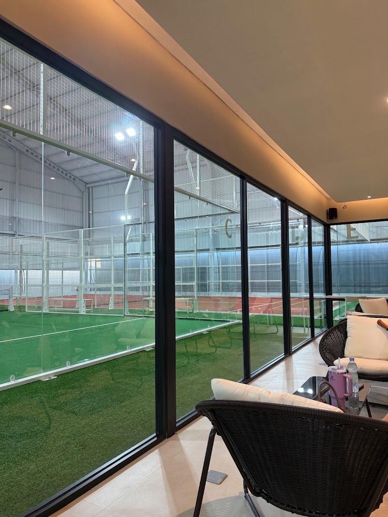 Kaia Padel Reserve - Kaia Padel Reserve Jl. Kembangan Raya No.6C, RT.5/RW.2, Kembangan Sel., Kec. Kembangan, Kota Jakarta Barat, Daerah Khusus Ibukota Jakarta 11610, Indonesia