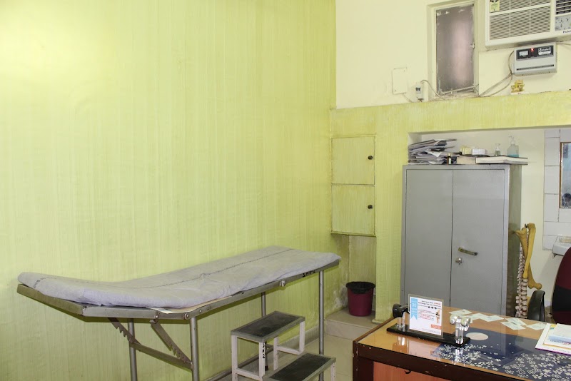 Saraswati Hospital - Saraswati Hospital 299, 2, Delhi Rd, Anamika Enclave, Sector 14, Gurugram, Haryana 122007, India