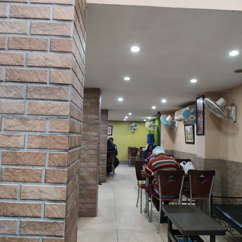 Tadka4986 - Tadka4986, 4986, Ramdwara Rd, Bharat Nagar, Paharganj, New Delhi, Delhi 110055, India