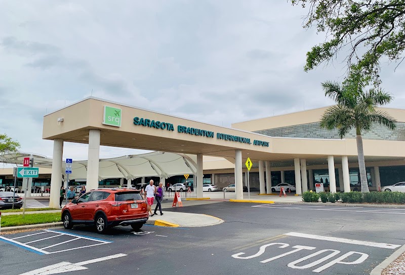 Sarasota Bradenton International Airport - Sarasota Bradenton International Airport, 6000 Rick Piccolo Cir, Sarasota, FL 34243, USA