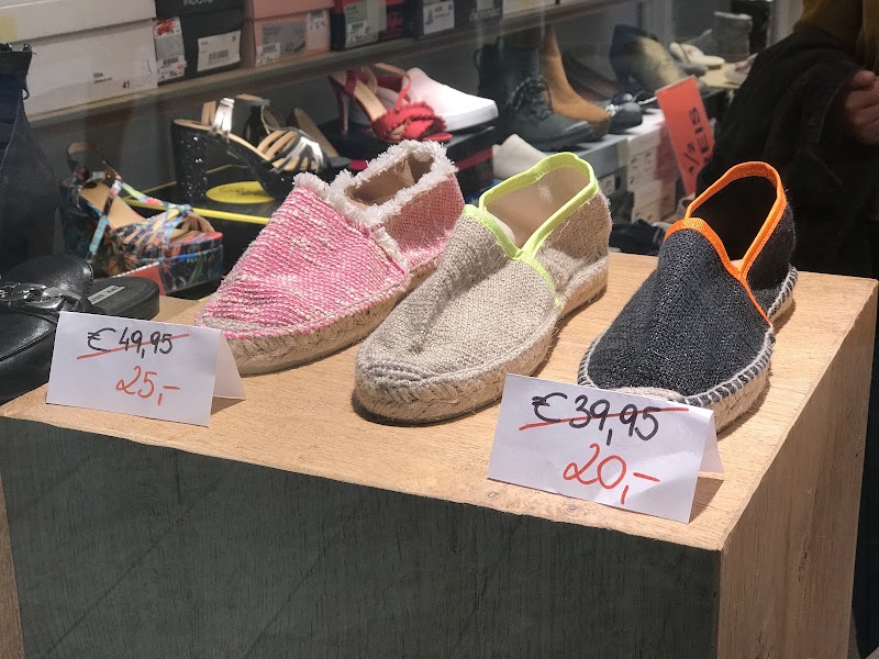 mia shoes - mia shoes Europastraße 1, 5020 Salzburg, Austria