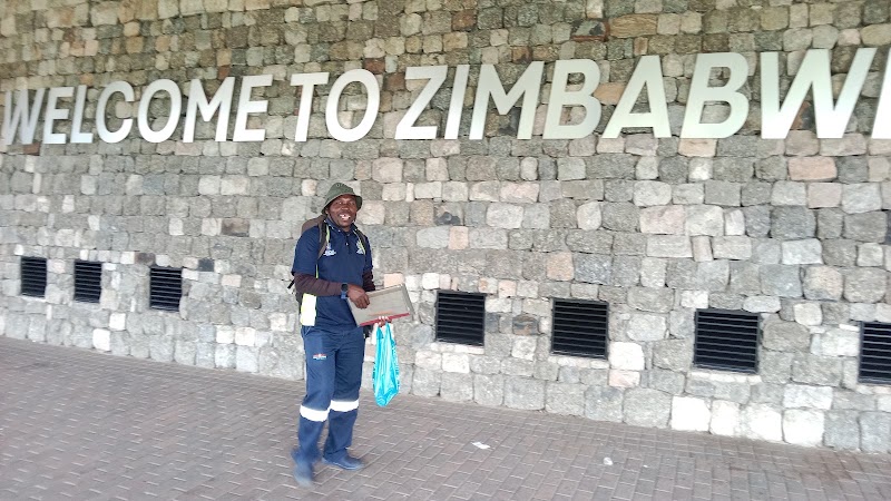 Beitbridge Border Post - Beitbridge Border Post, 406 N1, South Africa