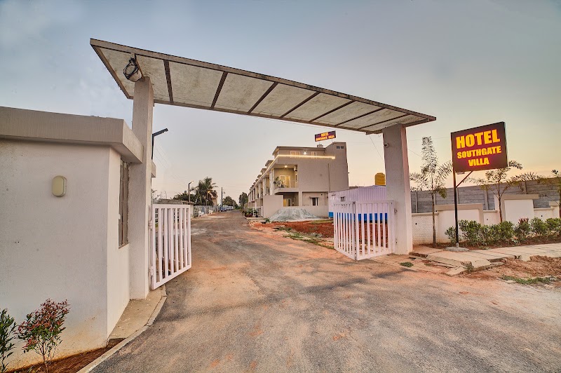Southgate Villa Hotel near Bangalore International Airport - Southgate Villa Hotel near Bangalore International Airport Kempegowda International Airport, Mutthugadahalli, Bengaluru, Karnataka 562149, India