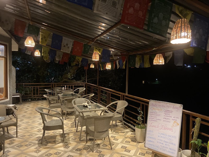 The Rustic Jibhi - Cafe - The Rustic Jibhi - Cafe The Rustic, Jibhi, Bini, Himachal Pradesh 175123, India