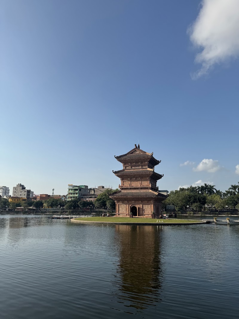 Ninh Binh Tourist Center Vietnam (Visit by appointment only) - Ninh Binh Tourist Center Vietnam (Visit by appointment only), 30, lane 96 Trịnh Tú, street, Hoa Lư, Ninh Bình 430000, Vietnam