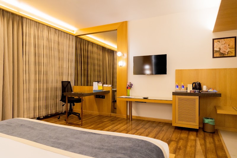 Krishna Palace Hotel - Rooms | Restaurants | Banquets - Krishna Palace Hotel - Rooms | Restaurants | Banquets 96/98, Naushir Bharucha Marg, Grant Road (W), Nana Chowk, Mumbai, Maharashtra 400007, India