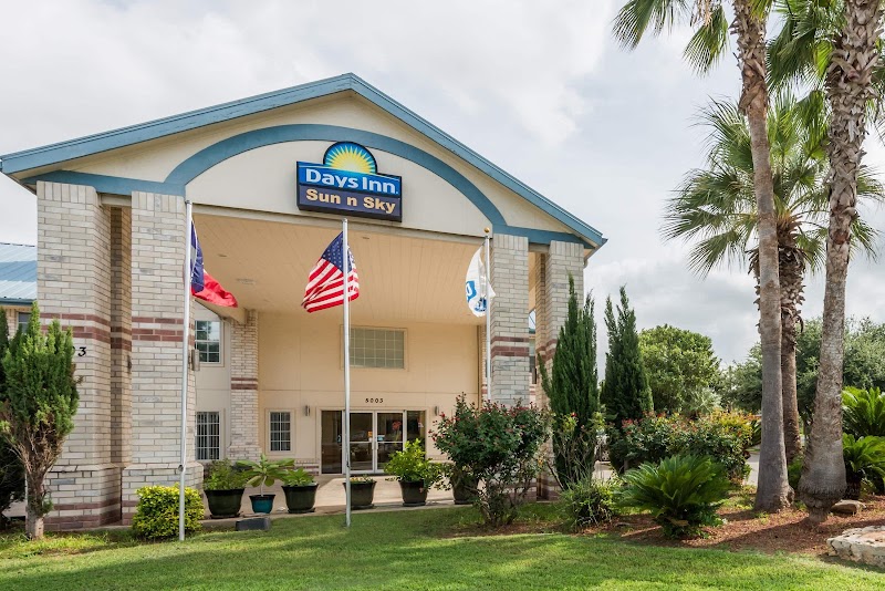 Days Inn by Wyndham San Antonio Southeast/Frost Bank Center - Days Inn by Wyndham San Antonio Southeast/Frost Bank Center 5003 Rigsby Ave, San Antonio, TX 78222, USA