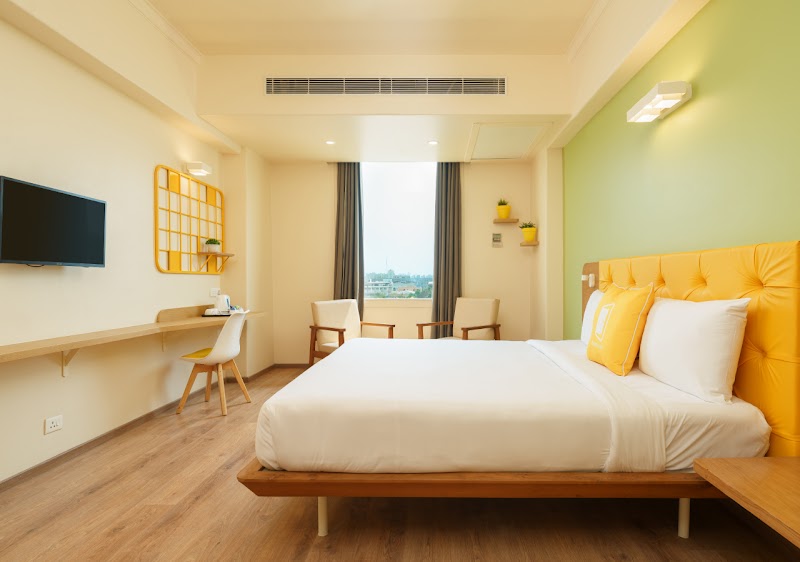 Bloom Hotel - Sector 62, Noida - Bloom Hotel - Sector 62, Noida C30/4, near Kidzee, C Block, Phase 2, Industrial Area, Sector 62, Noida, Uttar Pradesh 201309, India