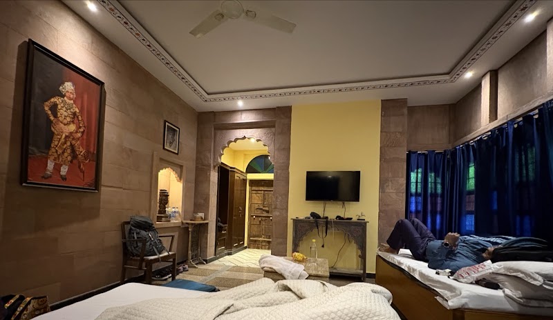 Jodhpur Palace Guest House - Jodhpur Palace Guest House Barlon Ka Chowk, near Shiva Mandir, Gol Mehron ka Bas, Gulab Sagar, Jodhpur, Rajasthan 342001, India