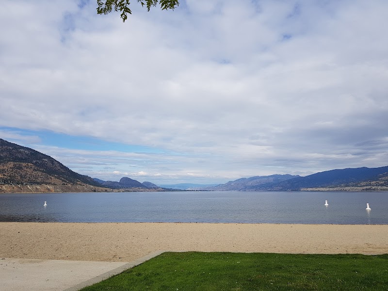 Okanagan Lake Park - Okanagan Lake Park 51 Lakeshore Dr E, Penticton, BC V2A 1B5, Canada