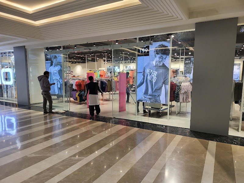 Zudio - Mall 51, Gurugram - Zudio - Mall 51, Gurugram Mall 51 Shop No- 10,11,12 & 13 Plot No M-1 Bindapur, Sector 51, Gurugram, Haryana 122018, India