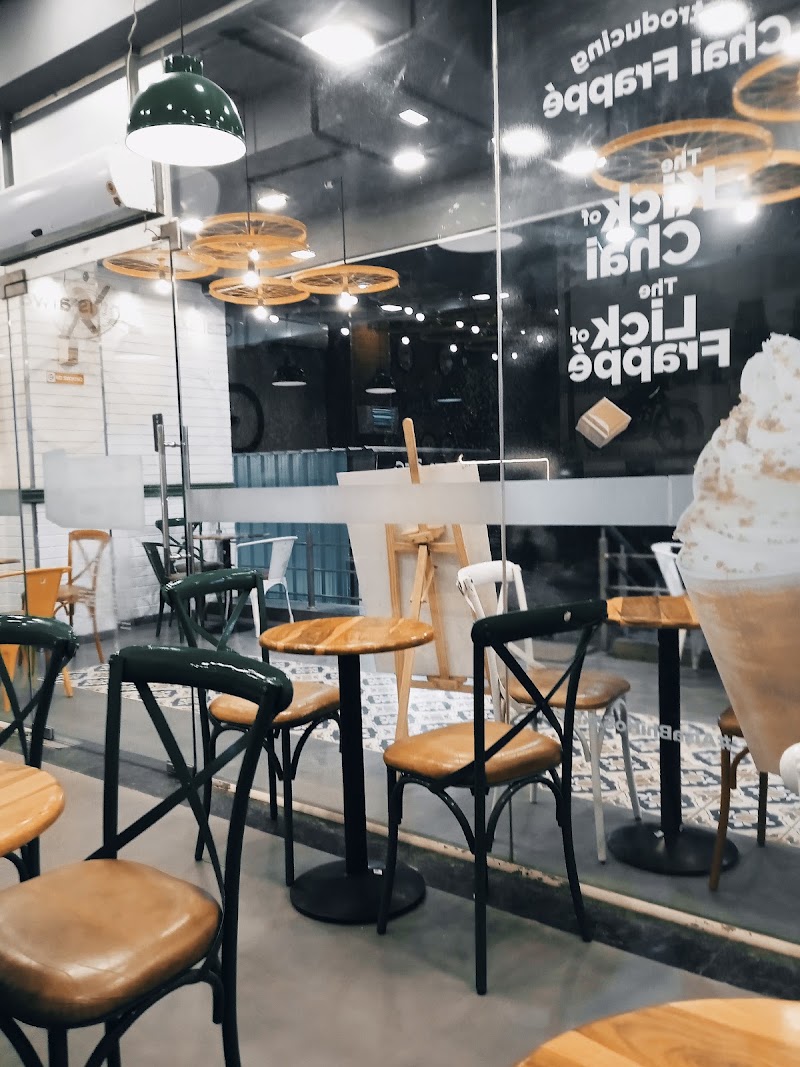Chaayos Cafe at Green Glen Layout - Chaayos Cafe at Green Glen Layout Unit 001, Cherry Ln, Green Glen Layout, Bellandur, Bengaluru, Karnataka 560103, India