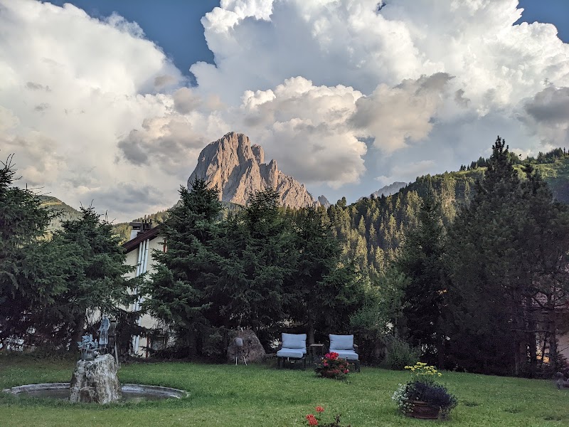 St Christina - St Christina Streda Chemun, 43, 39047 Santa Cristina Valgardena BZ, Italy