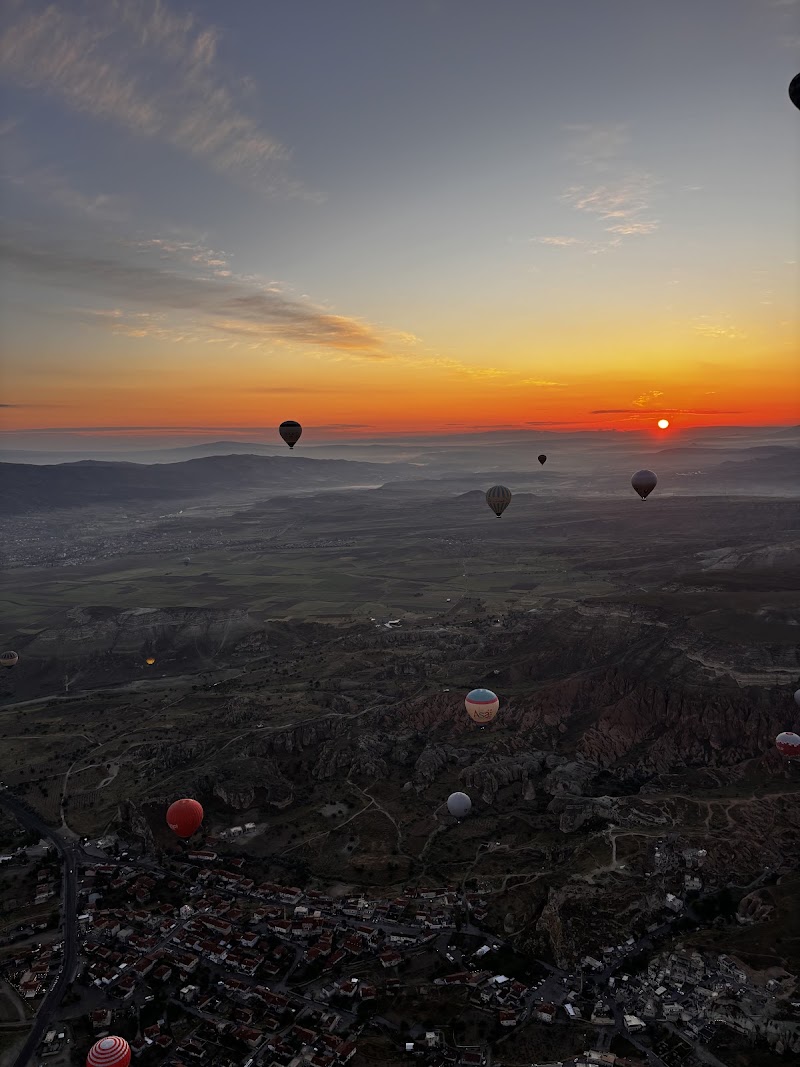 istanbul Balloons - istanbul Balloons, Göreme El Sanatları Çarşısı, No:24, İsali - Gaferli - Avcılar, 50180 Göreme/Nevşehir Merkez/Nevşehir, Türkiye