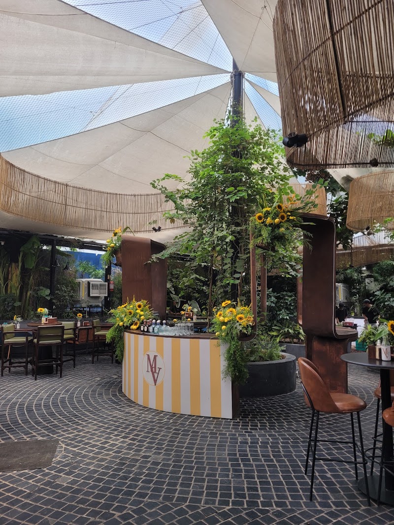 Elephant and Co. Kalyani Nagar - Elephant and Co. Kalyani Nagar, Metro Traders Compound Complex, Pushpak Society, Plot no. 88, Kalyani Nagar, Pune, Maharashtra 411006, India