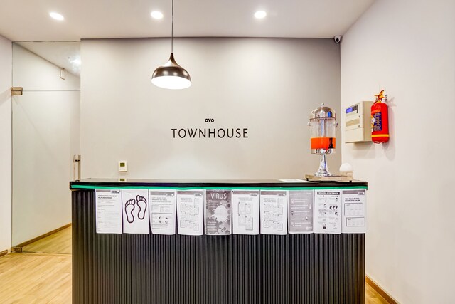 Townhouse Sector 19 Fun Republic Mall Indiranagar - Townhouse Sector 19 Fun Republic Mall Indiranagar 19/755, Sector 19, Indira Nagar, Lucknow, Uttar Pradesh 226016, India