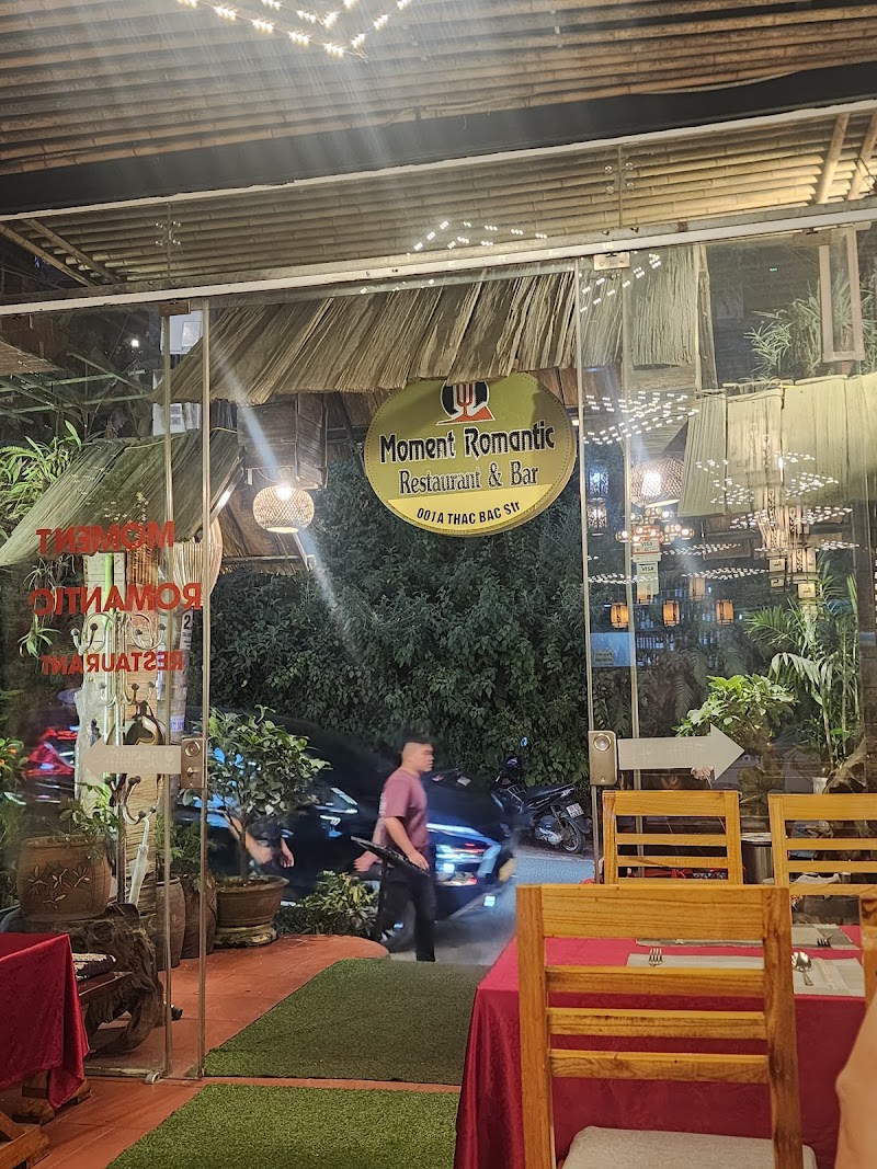 Moment Romantic Restaurant - Moment Romantic Restaurant 001A Thác Bạc, Sa Pa, Lào Cai 330000, Vietnam