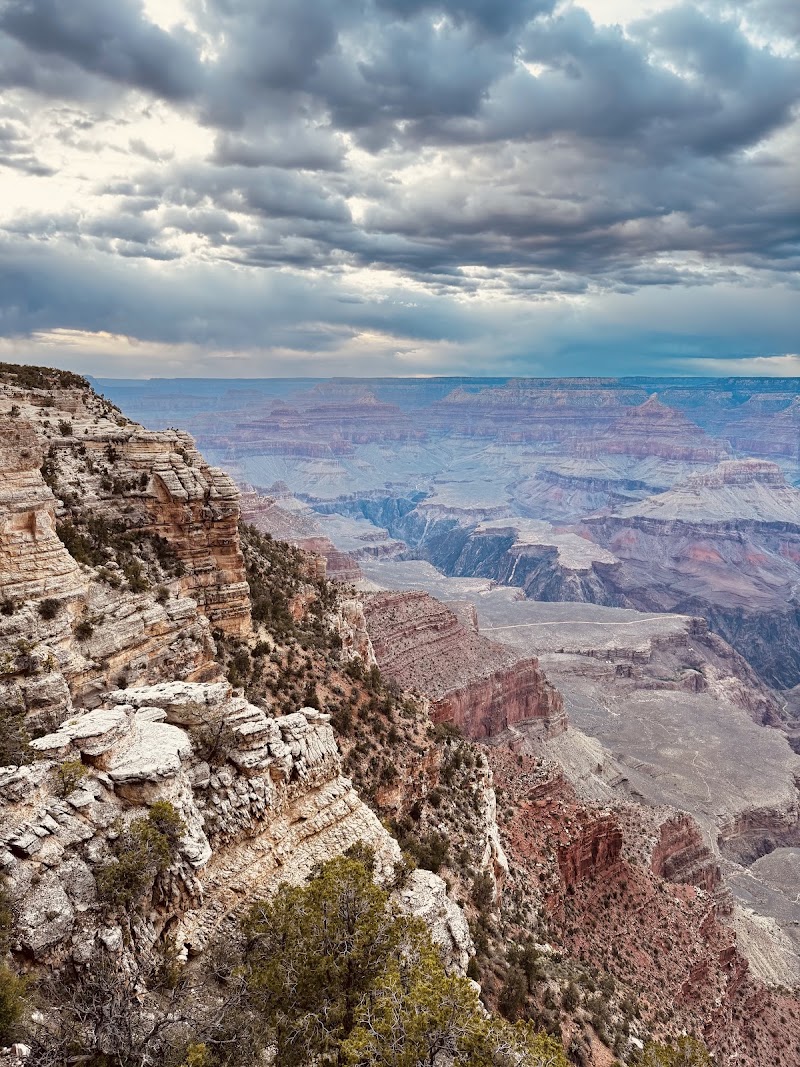 Mather Point - Mather Point Rim Trail, Grand Canyon Village, AZ 86023, USA
