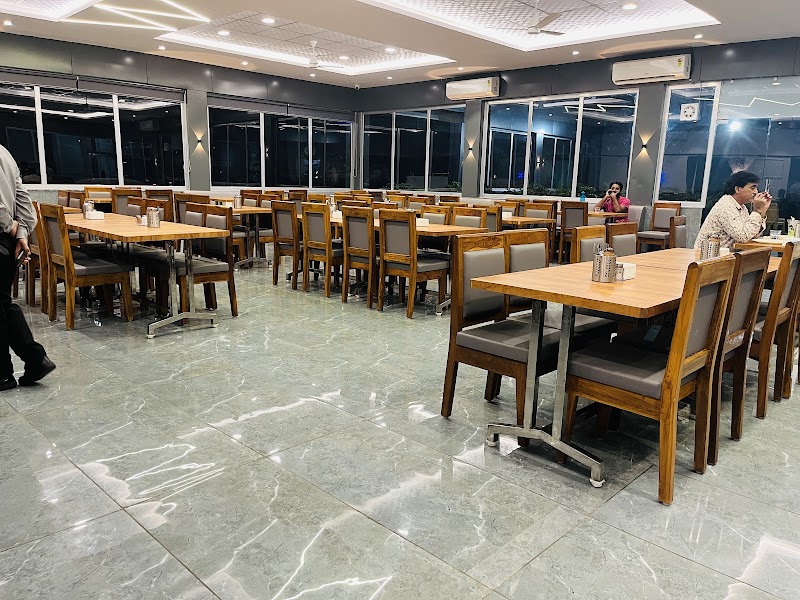 Ziyafat Family Restaurant - Ziyafat Family Restaurant, N.H. No.48, nr. HP Petrol Pump, Transport Nagar, Morai, Vapi, Gujarat 396191, India