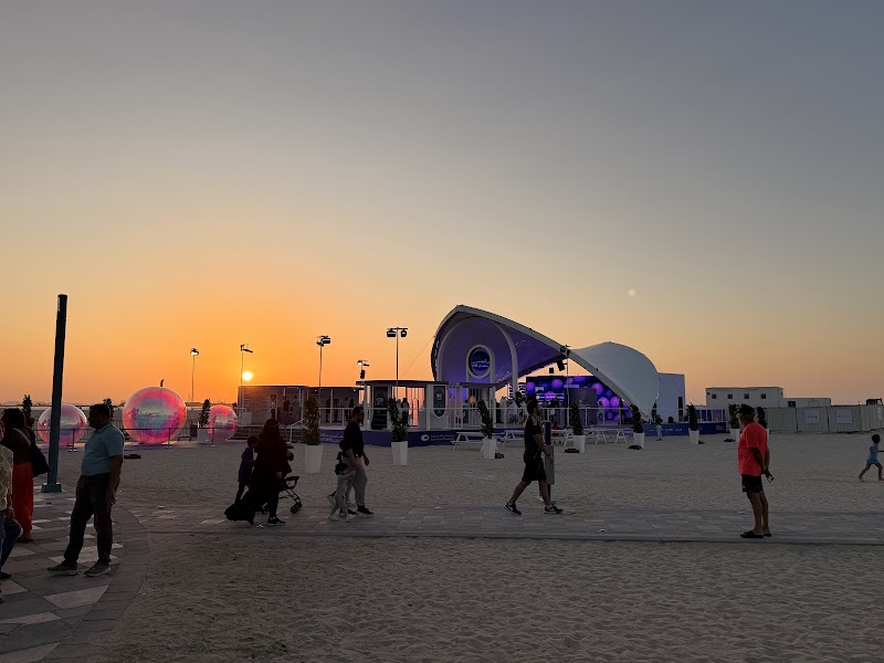 Feels Kite Beach - Feels Kite Beach, 2 Al Nessnass St - Jumeira Third - Dubai - United Arab Emirates