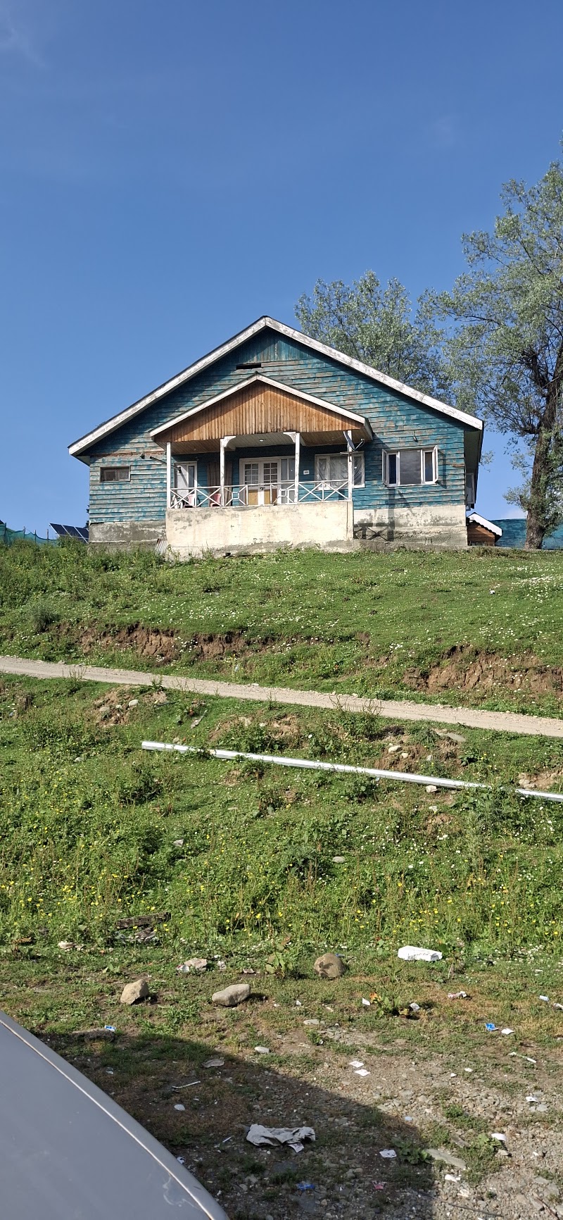 JKTDC 8-bedded Hut