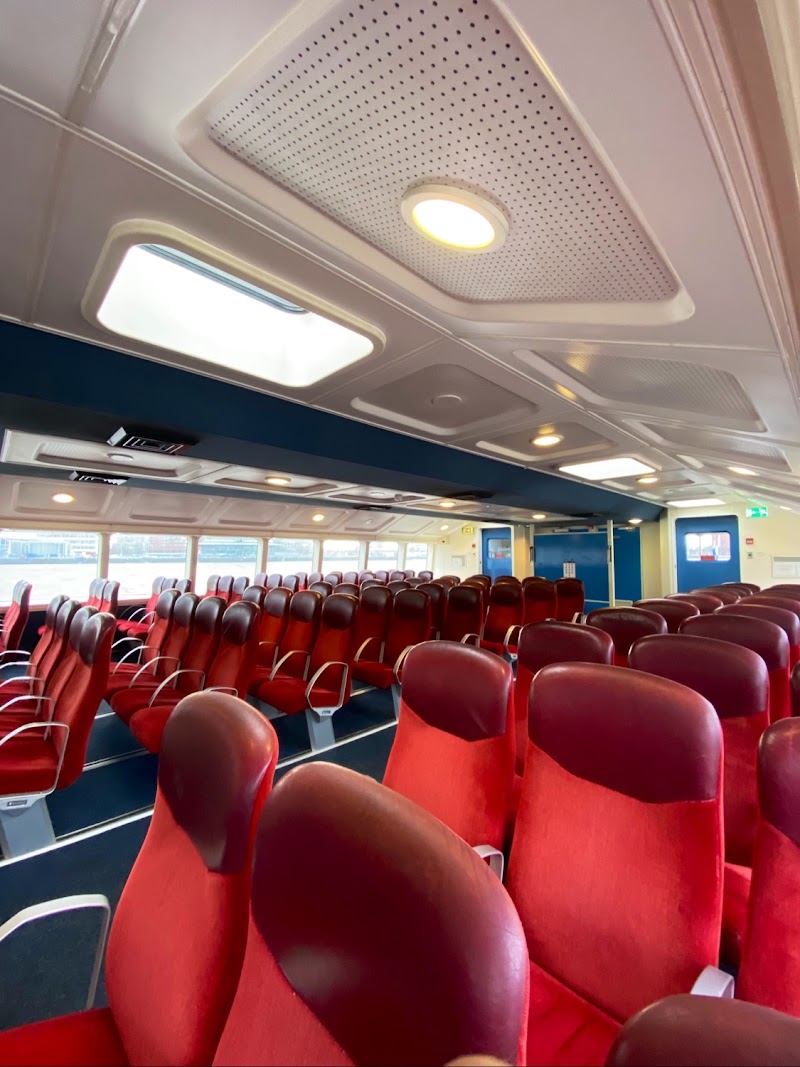 Waterbus - Waterbus Erasmusbrug - Stormpolder, 3016 DK Rotterdam, Netherlands