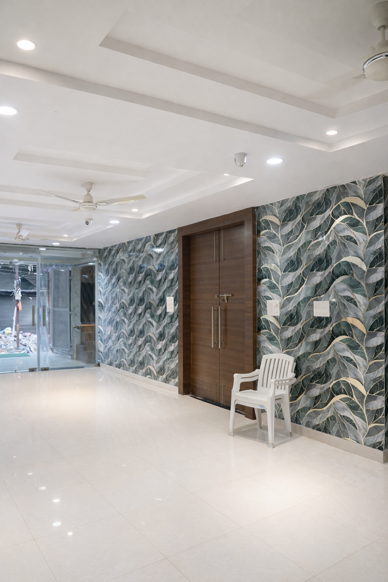 Hotel Emirates Casa - Hotel Emirates Casa beside gauri ivf center hospital, Jagriti Nagar, Fafadih, Raipur, Chhattisgarh 492001, India