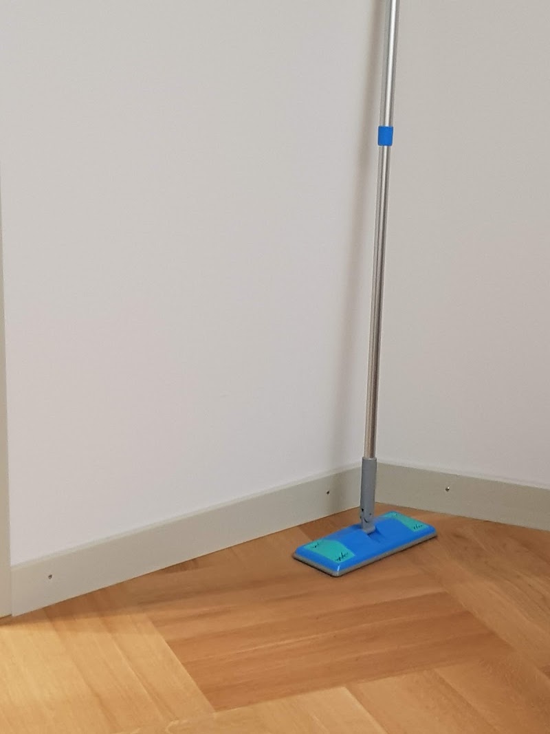 Gleistribüne - Gleistribüne Zollstrasse 37, 8005 Zürich, Switzerland