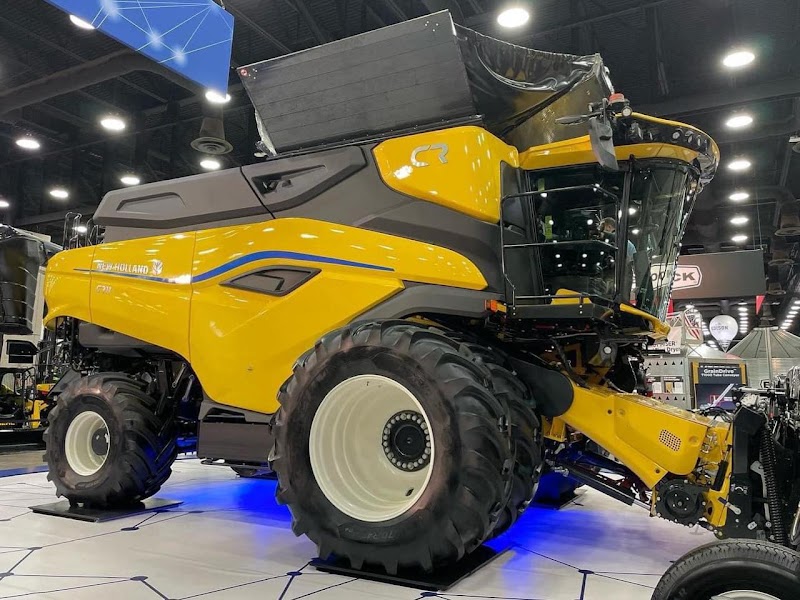 Shree Motors : New Holland : old John Deere - Shree Motors : New Holland : old John Deere, Near Parrinala, Rajnandgaon, Chhattisgarh 491441, India