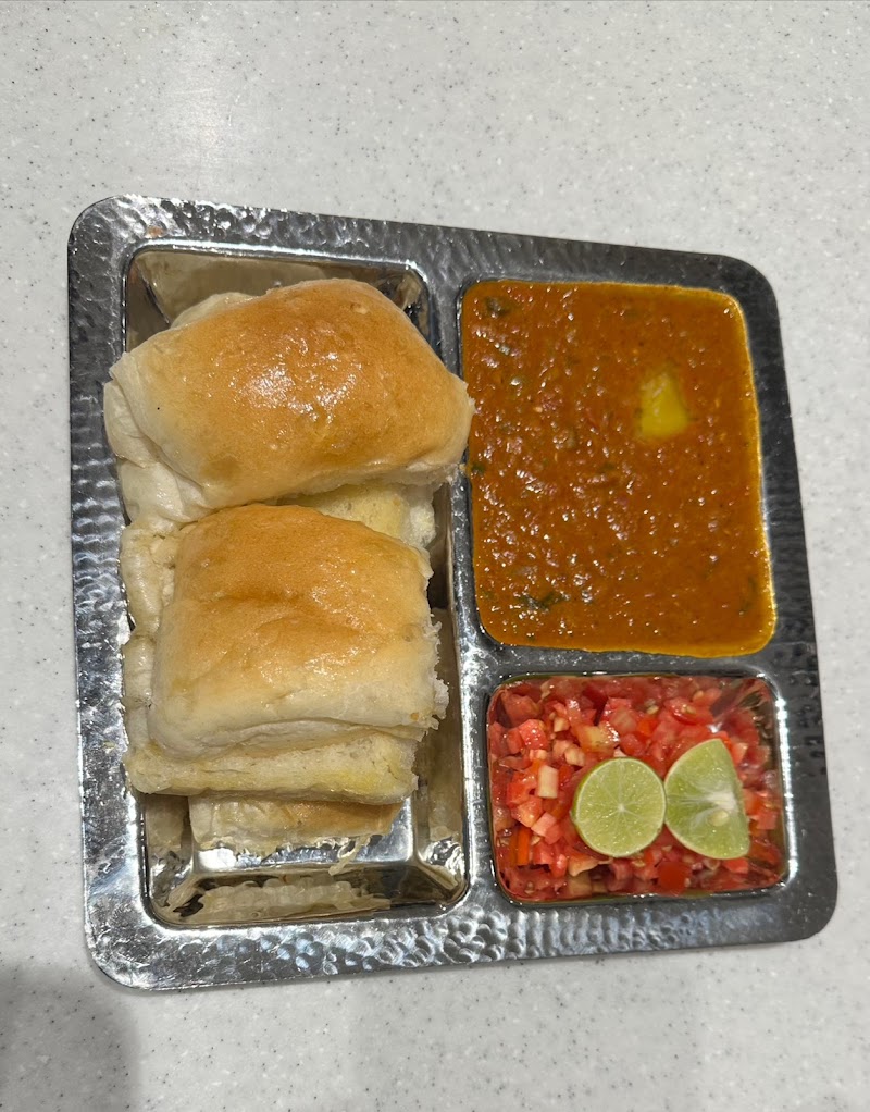 Hotel Bhagat Tarachand - Hotel Bhagat Tarachand 154, 156, Kalbadevi Rd, Opp cotton exchange, Marine Lines East, Mumbadevi Area, Kalbadevi, Mumbai, Maharashtra 400002, India