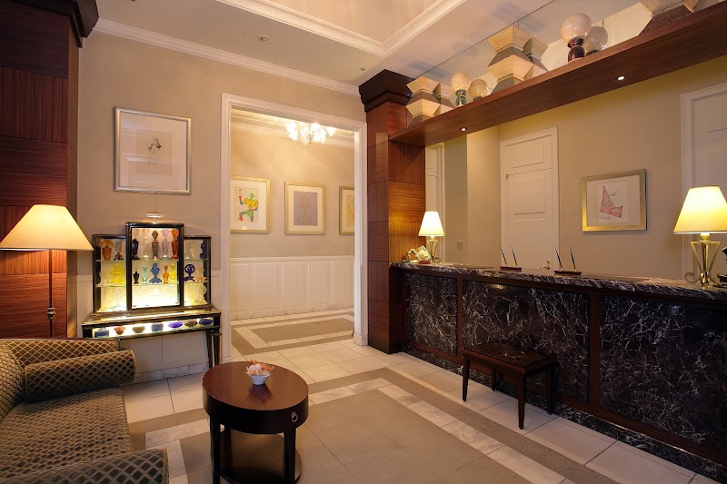 Hotel Monterey La Soeur Ginza - Hotel Monterey La Soeur Ginza 1-chōme-10-18 Ginza, Chuo City, Tokyo 104-0061, Japan