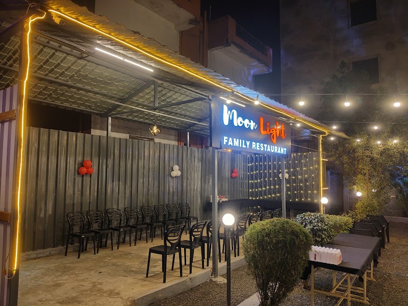 MOONLIGHT GARDEN RESTAURANT