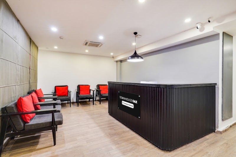 Super Townhouse Oak Indiranagar - Super Townhouse Oak Indiranagar, 137, 1st B cross Road, Domlur, 2nd stage, Indiranagar, Bengaluru, Karnataka 560071, India