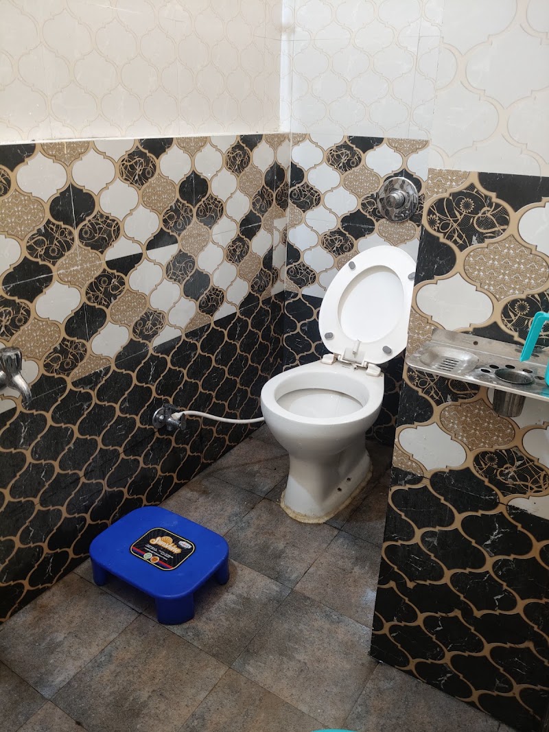 Hotel O MI GUEST HOUSE - Hotel O MI GUEST HOUSE, 120, Chowk, near Shri Krishna Hospital, Ganga Nagar Sector I, Ganga Nagar, Mangla, Manglanull, Chhattisgarh 495001, India