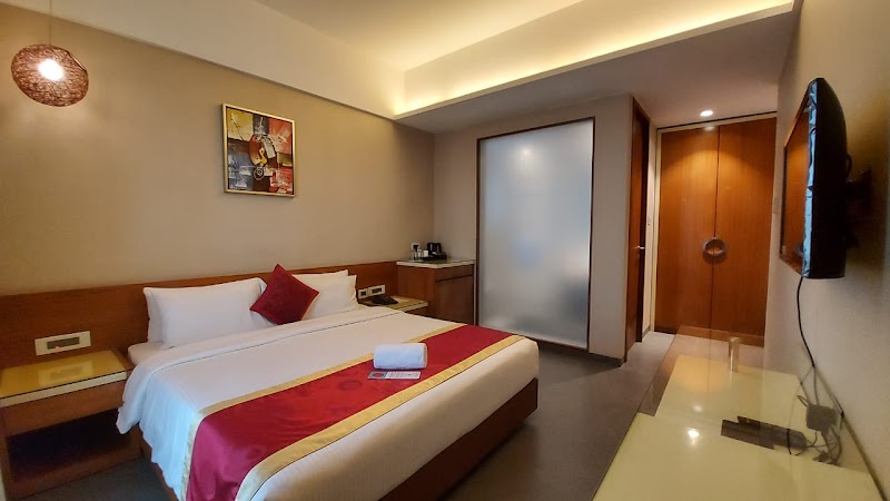 The Byke Business - Delotel | (Pan India Pure Veg Hotel Chain) - The Byke Business - Delotel | (Pan India Pure Veg Hotel Chain) Chandavarkar Rd, Sundar Nagar, Borivali, Mumbai, Maharashtra 400092, India