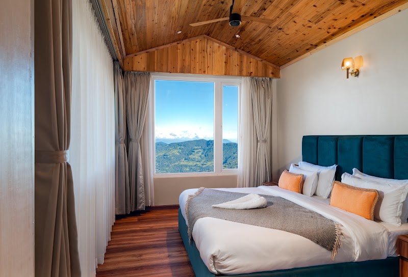 Echo Hotel and Spa by Tej Hotels and Resorts - Echo Hotel and Spa by Tej Hotels and Resorts On Mall, 2, Nehru Rd, Chowrastsa, Chauk Bazaar, Darjeeling, West Bengal 734101, India