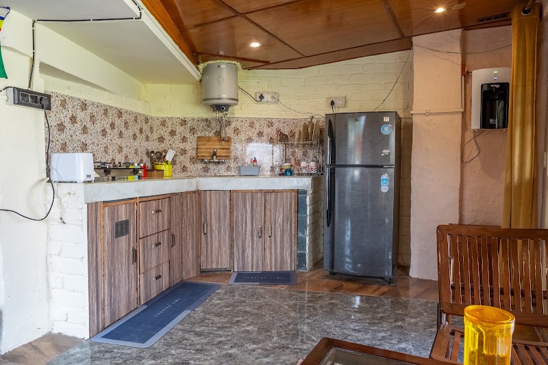 Mud House & Sauna - Mud House & Sauna Khara Danda Rd, Dharamshala, Himachal Pradesh 176215, India