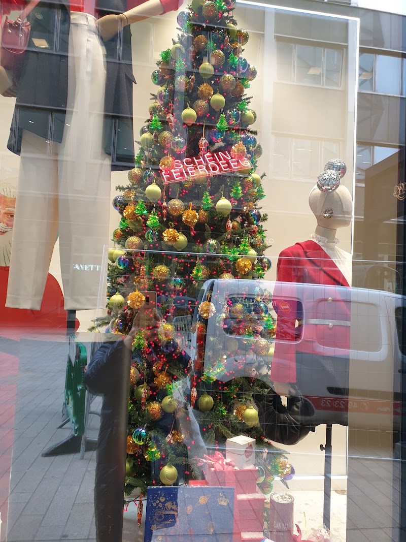 Royal Hamilius - Royal Hamilius Grand-Rue, 1660 Ville-Haute Luxembourg