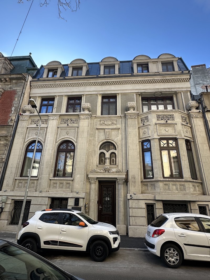 Ecletico Villa - Ecletico Villa, Strada Radu Cristian 5, 030167 București, Romania