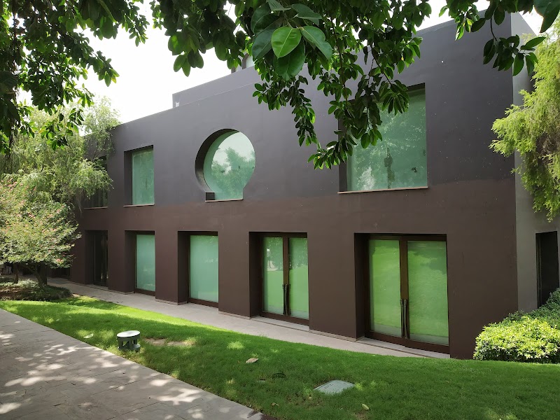 IAH Bar - IAH Bar near IGI Airport, IAH BAR, NH-8, D Block, Samalka, New Delhi, Delhi 110097, India