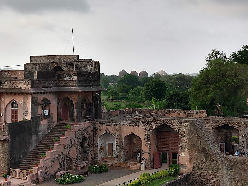 Jahaz Mahal Mandu Dhar - Jahaz Mahal Mandu Dhar, Jahaj Mahal, Jahaj Mahal Internal Rd, Sulibardi, Madhya Pradesh 454010, India