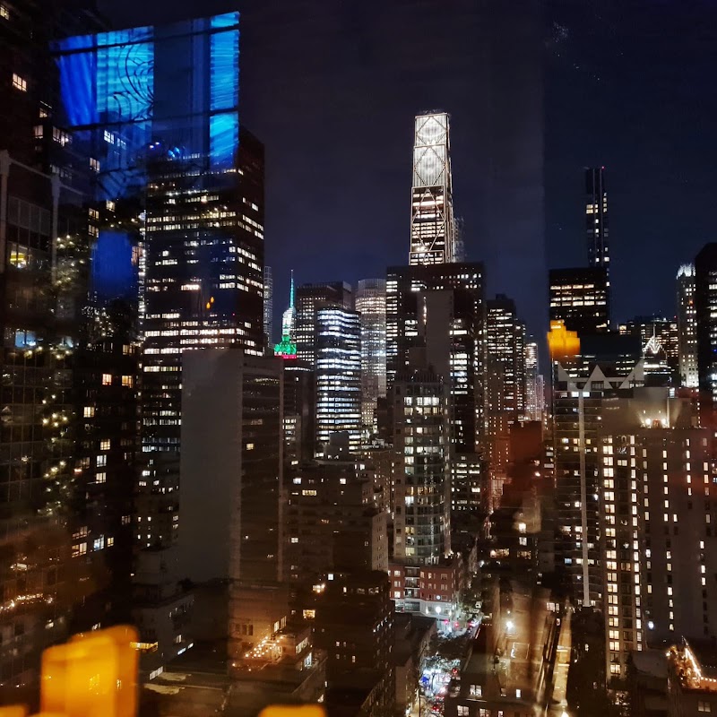 Ophelia Lounge NYC - Ophelia Lounge NYC 3 Mitchell Pl 26th floor, New York, NY 10017, USA