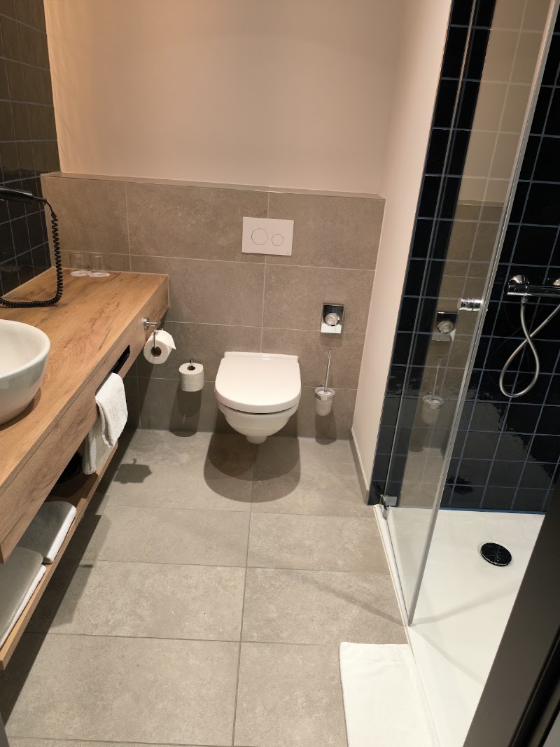 H2 Hotel Düsseldorf City - H2 Hotel Düsseldorf City Toulouser Allee 11A, 40211 Düsseldorf, Germany
