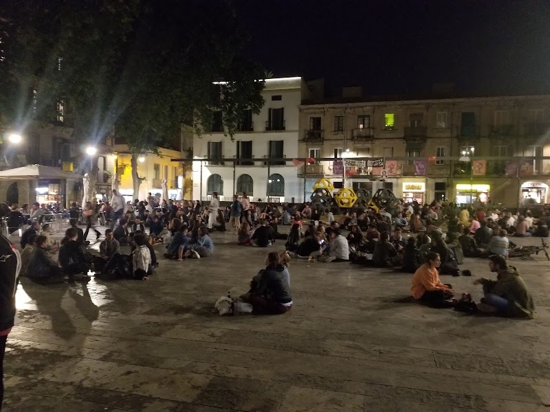 Plaça del Sol - Plaça del Sol, Gràcia, 08012 Barcelona, Spain