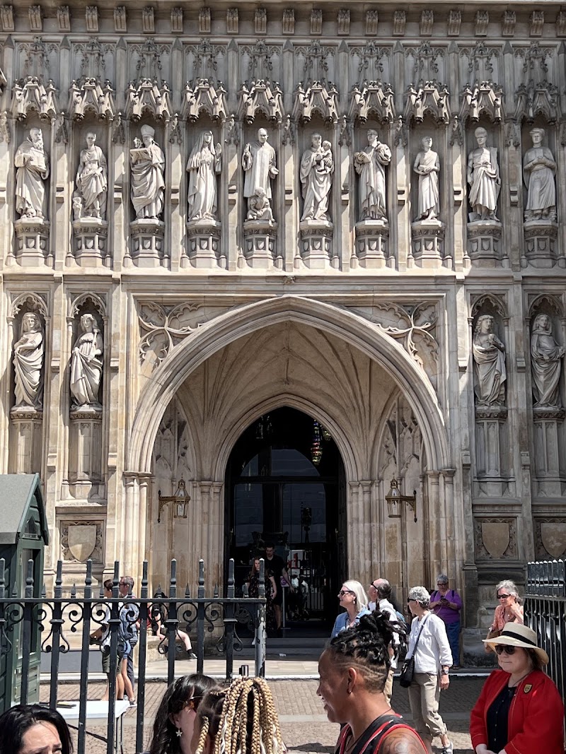 Modern Martyrs Westminster Abbey - Modern Martyrs Westminster Abbey 20 Dean's Yard, London SW1P 3PA, UK