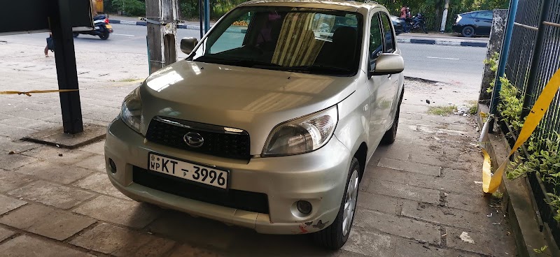 Malkey - Malkey, 786/1 Colombo Road, 784 Airport Junction, Seeduwa, Sri Lanka